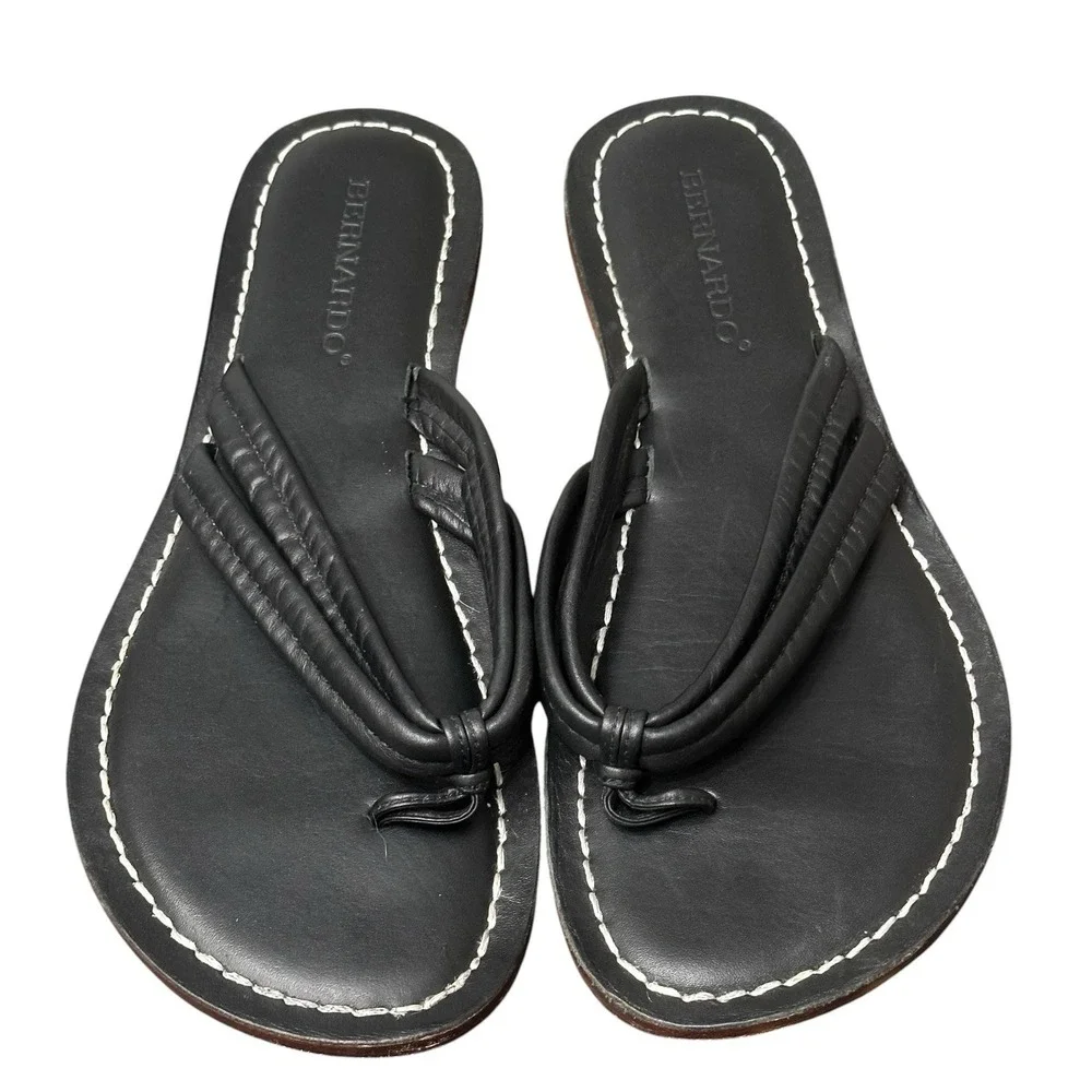 Bernardo Miami Leather Thong Sandals Black Comfort Women's 8 M